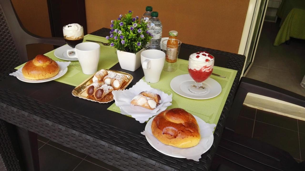 I Granai Messina Bed & Breakfast Dış mekan fotoğraf