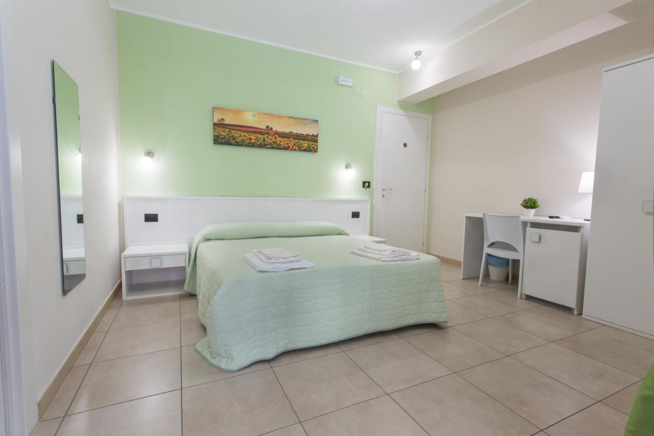 I Granai Messina Bed & Breakfast Dış mekan fotoğraf