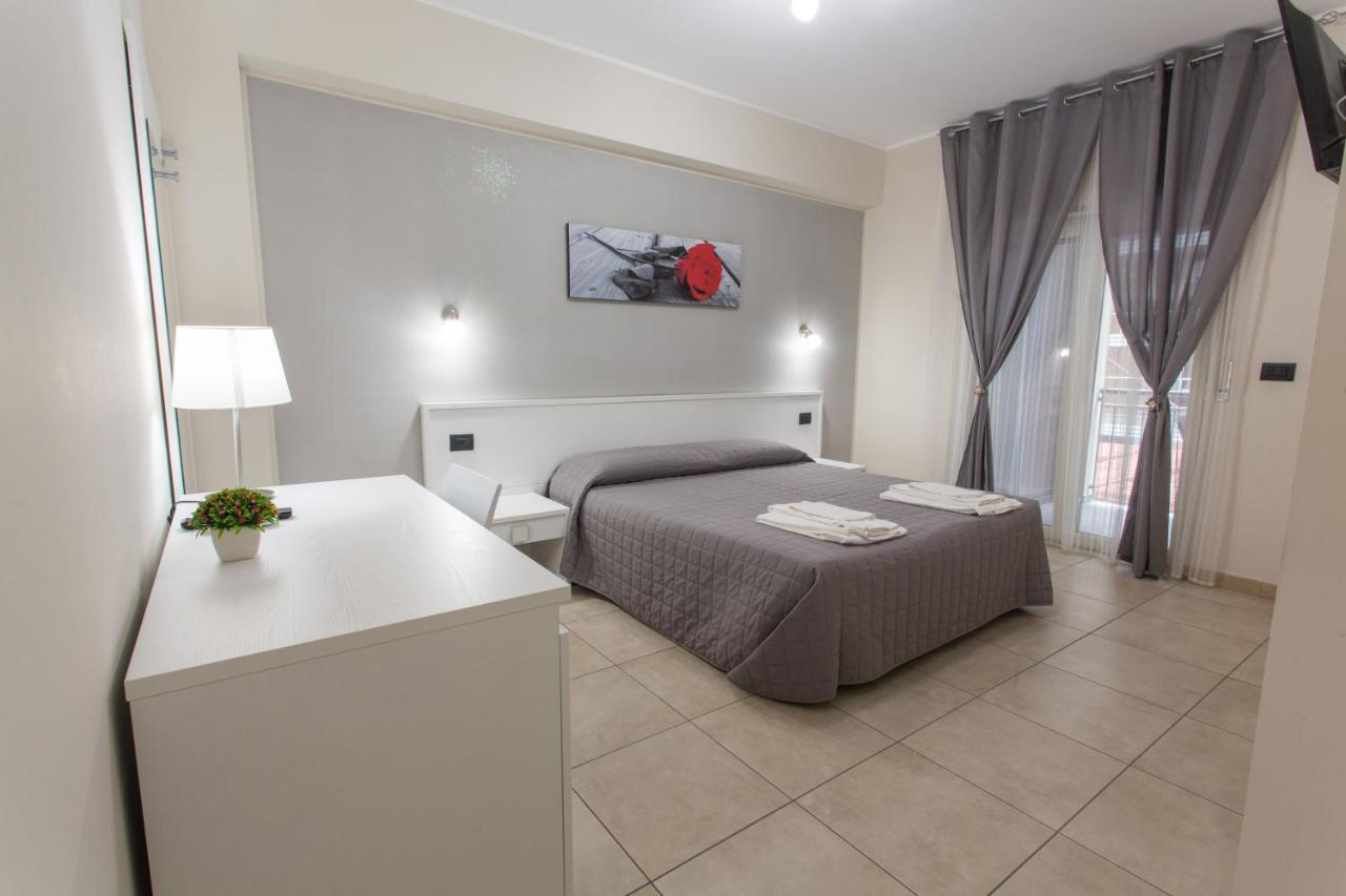 I Granai Messina Bed & Breakfast Dış mekan fotoğraf