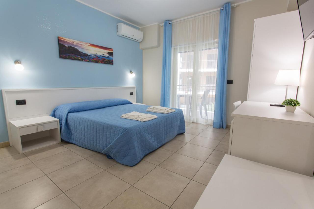 I Granai Messina Bed & Breakfast Dış mekan fotoğraf